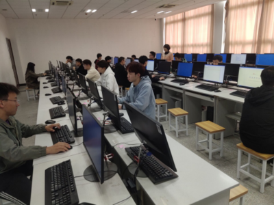 技藝展風采，代碼繪未來——校第六屆學生技能競賽Web前端設計賽項紀實